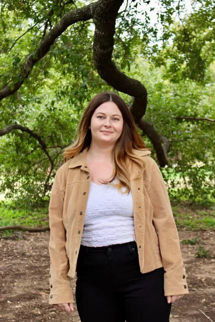 Headshot of Hannah Kerns, Volunteer Coordinator at Keep Austin Beautiful.